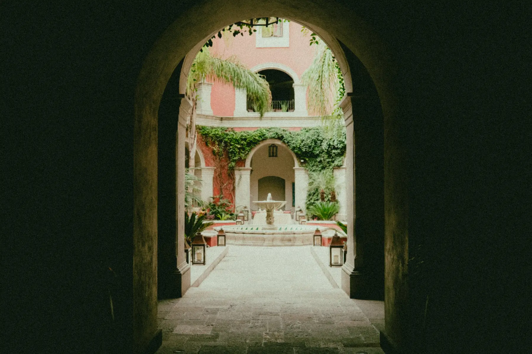 san miguel de allende mexico best small city gay travel luxury affordable rooftop restaurants things to do sunset parroquia rosewood